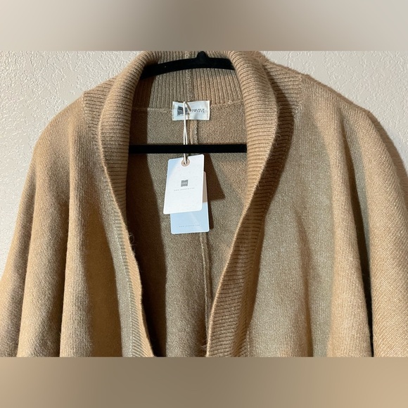 Look by M NWT Cozy Tan Women's Cardigan - Picture 6 of 7